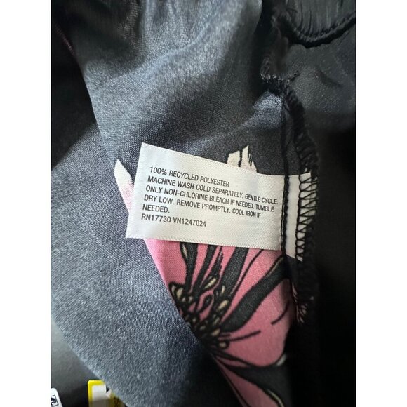 Future Collective Mid-Rise Wide Leg Satin Drawstring Pull-on Pants Size L NWT - Picture 8 of 8